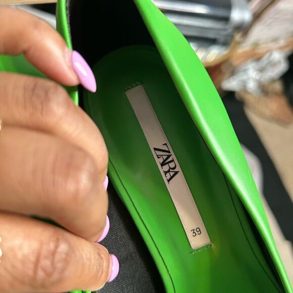 Zara Pointy Toe Pumps - Picture 5 of 6